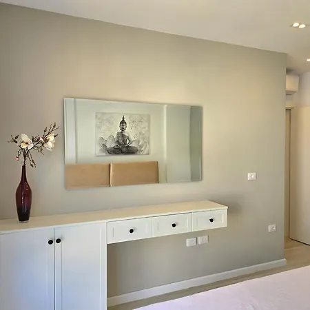 Comfortable For Six Guests * Plazhi San Pietro